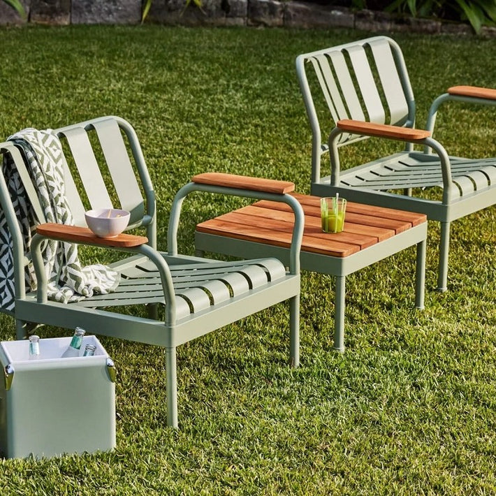 Outdoor table and chair set for garden, courtyard, villa, terrace, balcony, and café