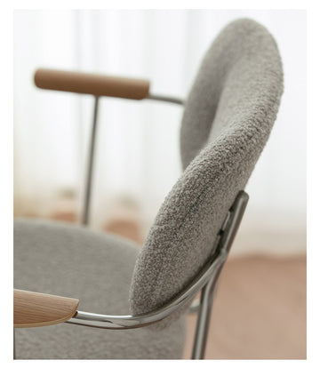 Ergonomic office chair is comfortable for long sitting