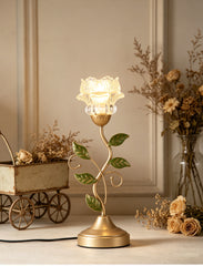 Pastoral Living Room Lamp Modern Simple Creative Flower Decorative Bedroom Bedside Table Lamp