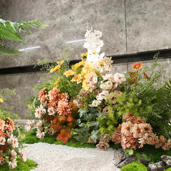 Forest-style green plants and floral arrangement